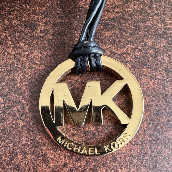 Michael Kors Black Pebbled Leather Studded Shoulder Bag 38H4YMDL2L Gold Hardware - Picture 4 of 15